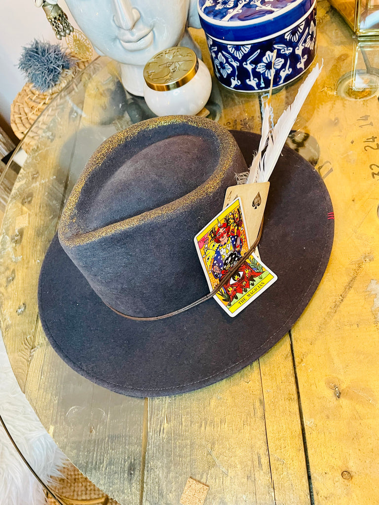 Mad Hatter Tarot The Magician HAT